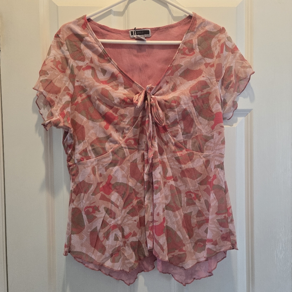 Vintage Y2K Blouse XL Short Sleeve Flowy Pink Printed Top Asymmetrical Tie Bow